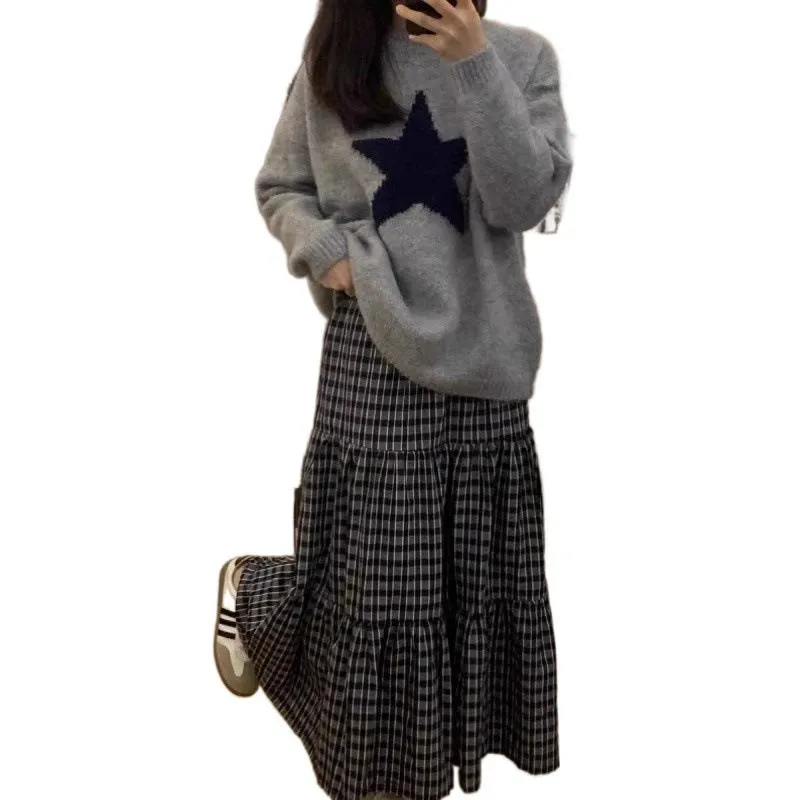 Amozae grunge outfits Soft Glutinous Gray College Style Autumn and Winter Sweater Women's Loose Lazy Style Five-Pointed Star round Neck Pullover Sweater Women's Top