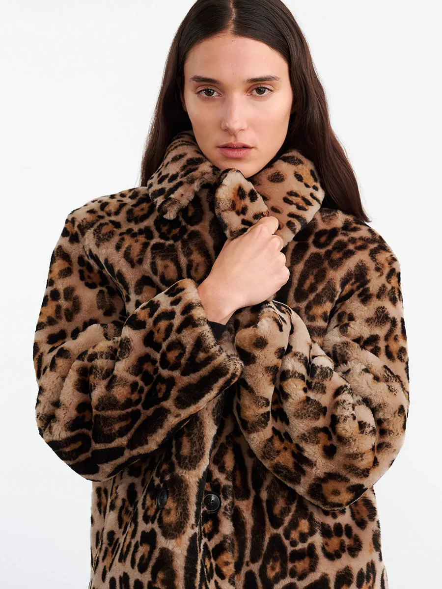 Cleophee DB Short Shearling Coat in Leopard Print