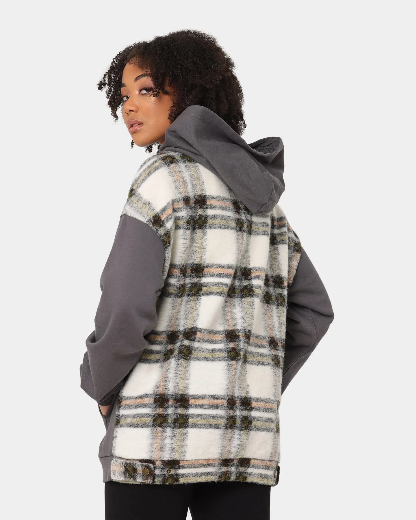 EN ES Women's Vibes Plaid Hoodie Charcoal