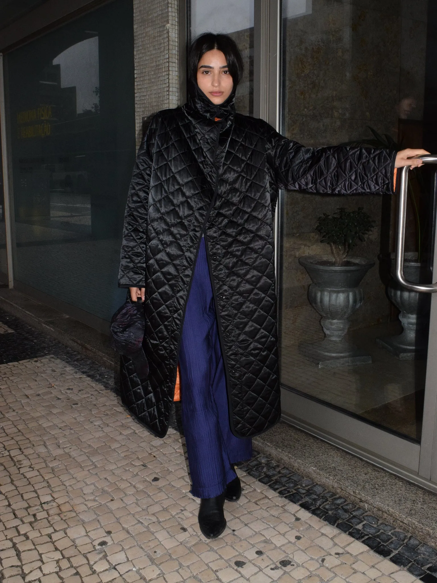 Greta coat, Black & Orange