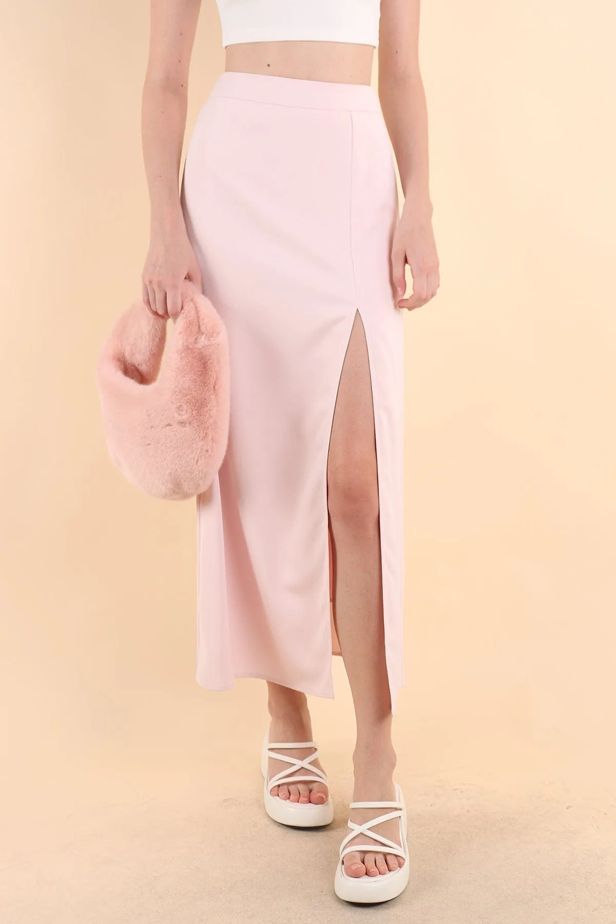 MINNIE SLIT MAXI SKIRT IN PINK