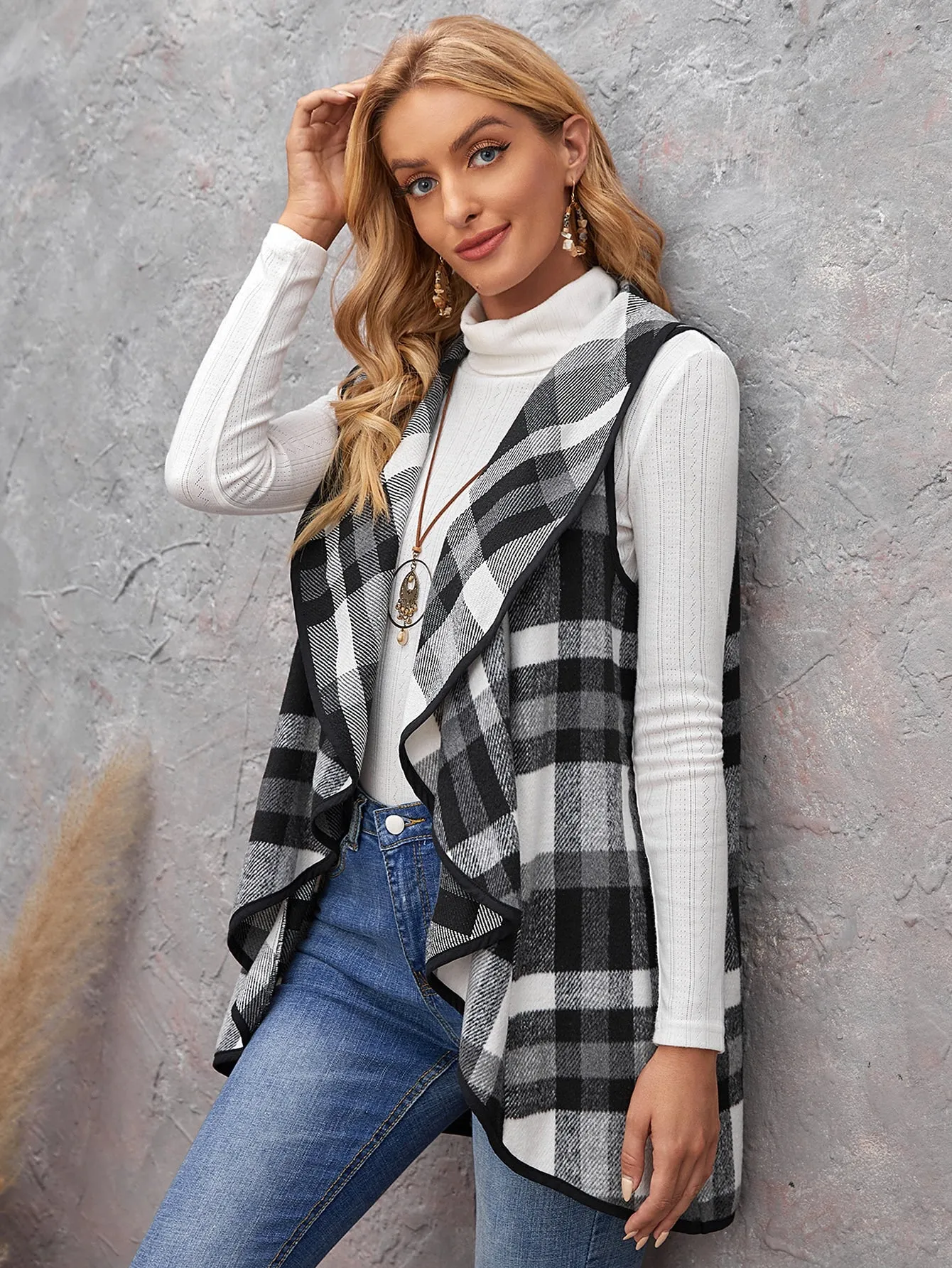 Preppy Plaid Sleeveless Waterfall Asymmetrical Short Women Overcoat