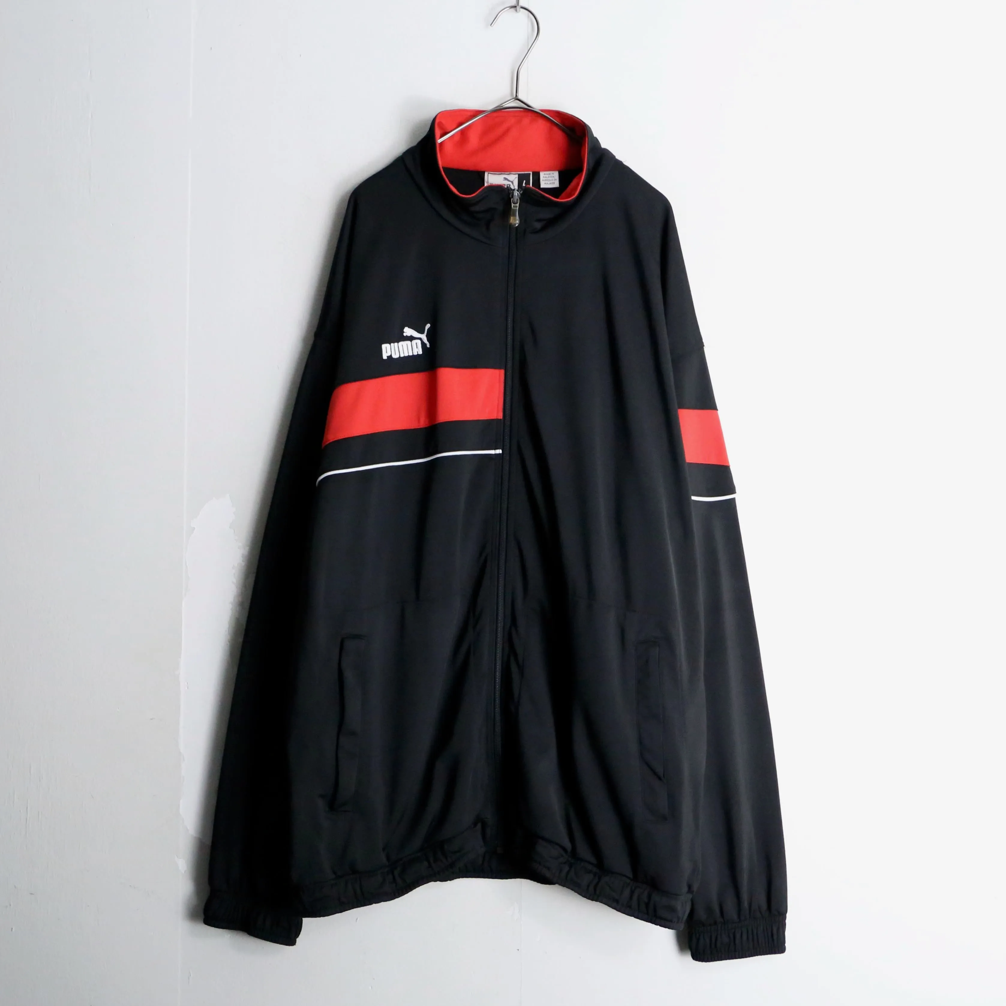 “PUMA” black ×red track jacket