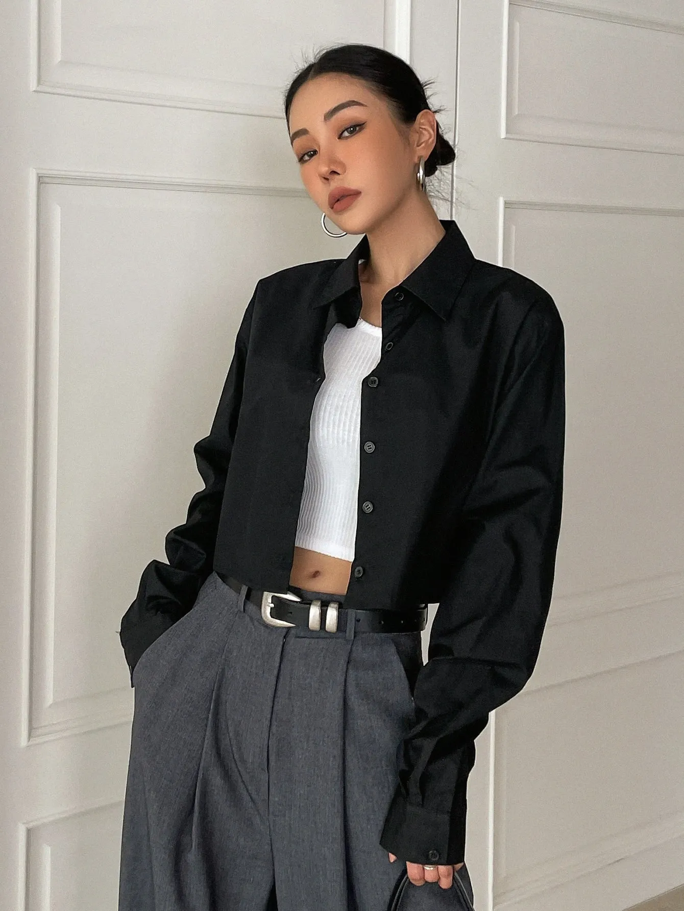 SHEIN DAZY Kpop Solid Button Front Crop Shirt