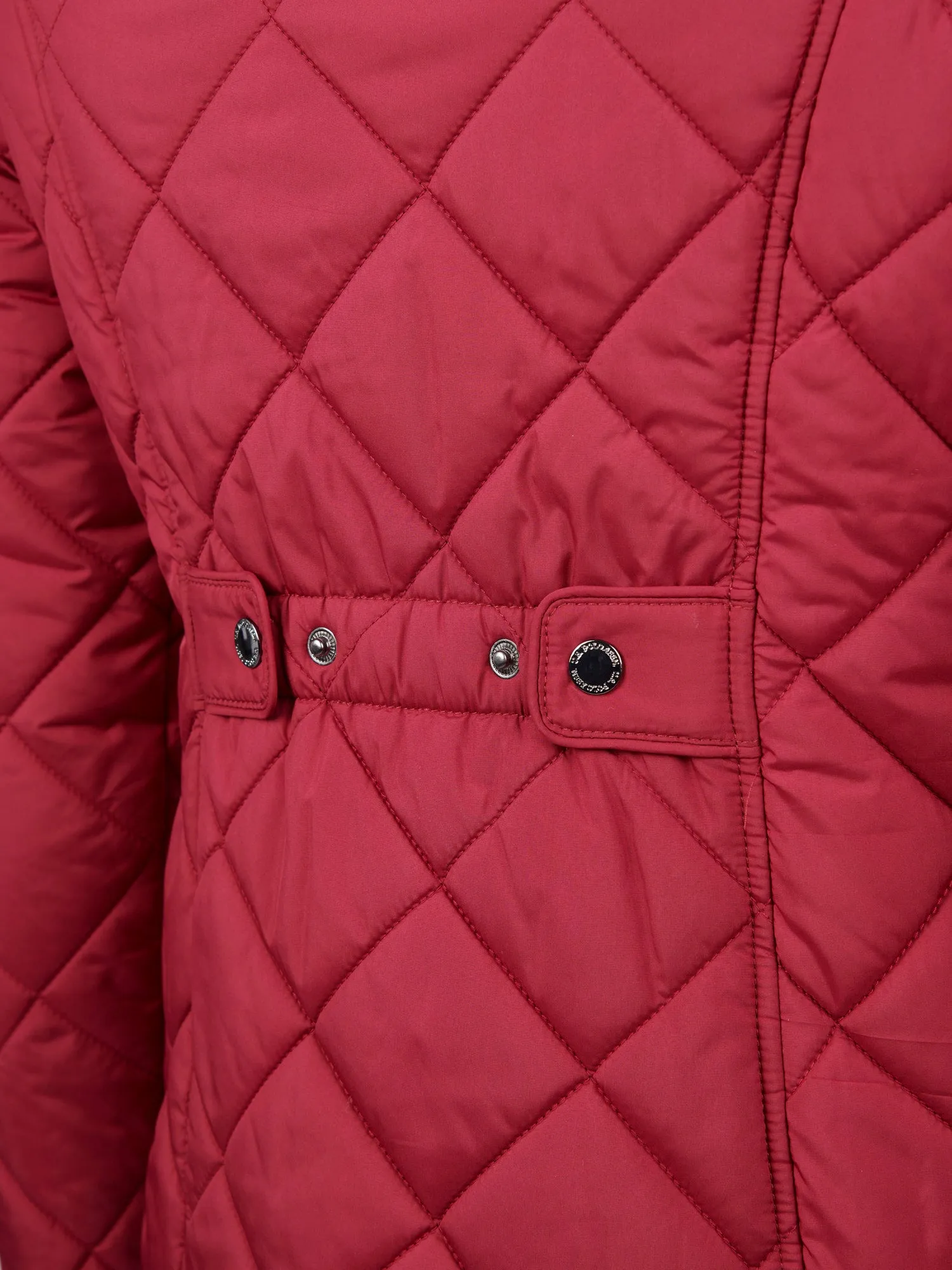 Womens Lightweight Quilted Jacket in Beet Red