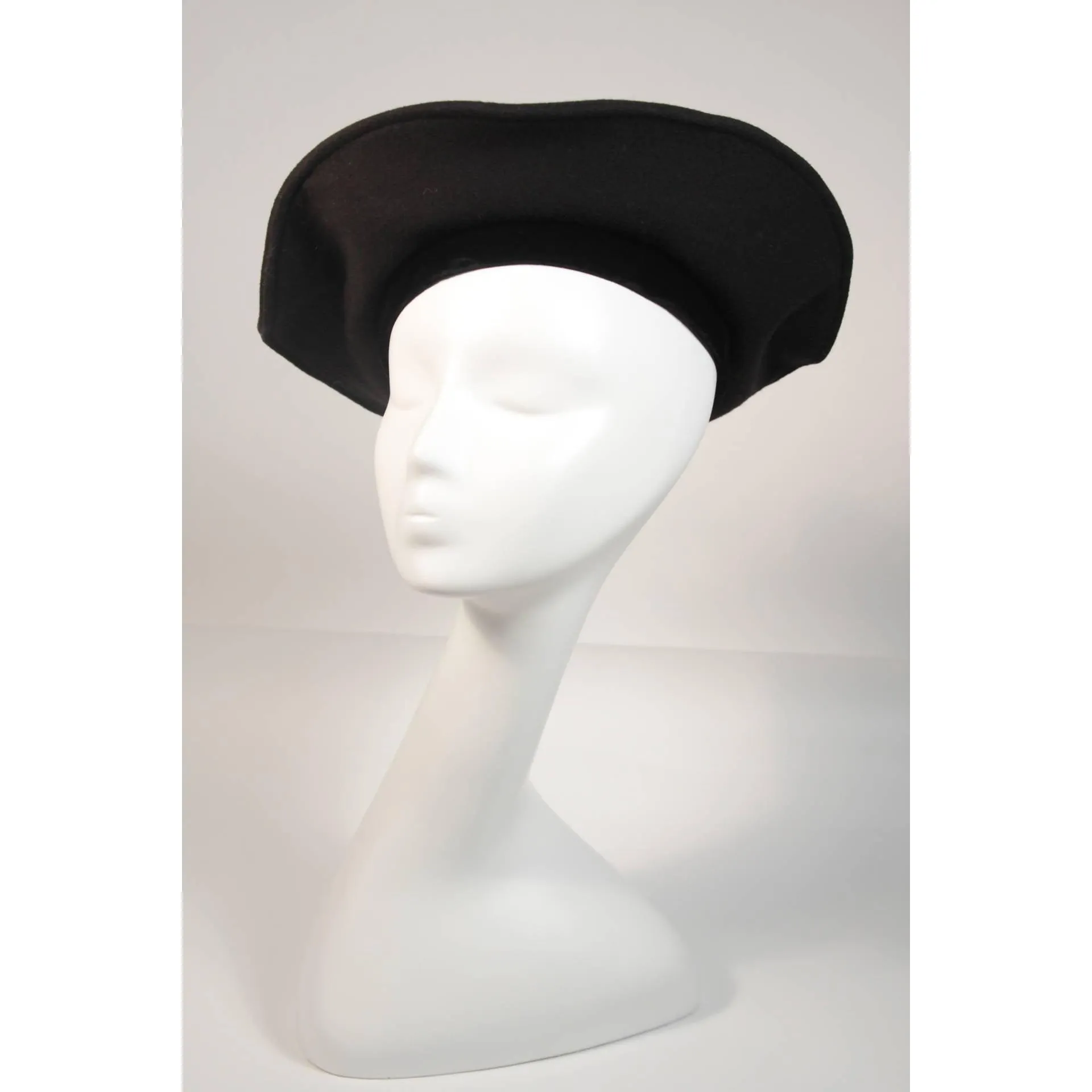 YVES SAINT LAURENT Rive Gauche Black Wool Beret with Knit Ball